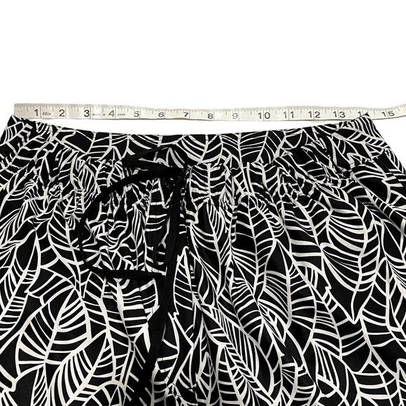 Lululemon Jet Crop Pants Pretty Palm Black Angel Wings Leaf Print Size 6 - Picture 7 of 7